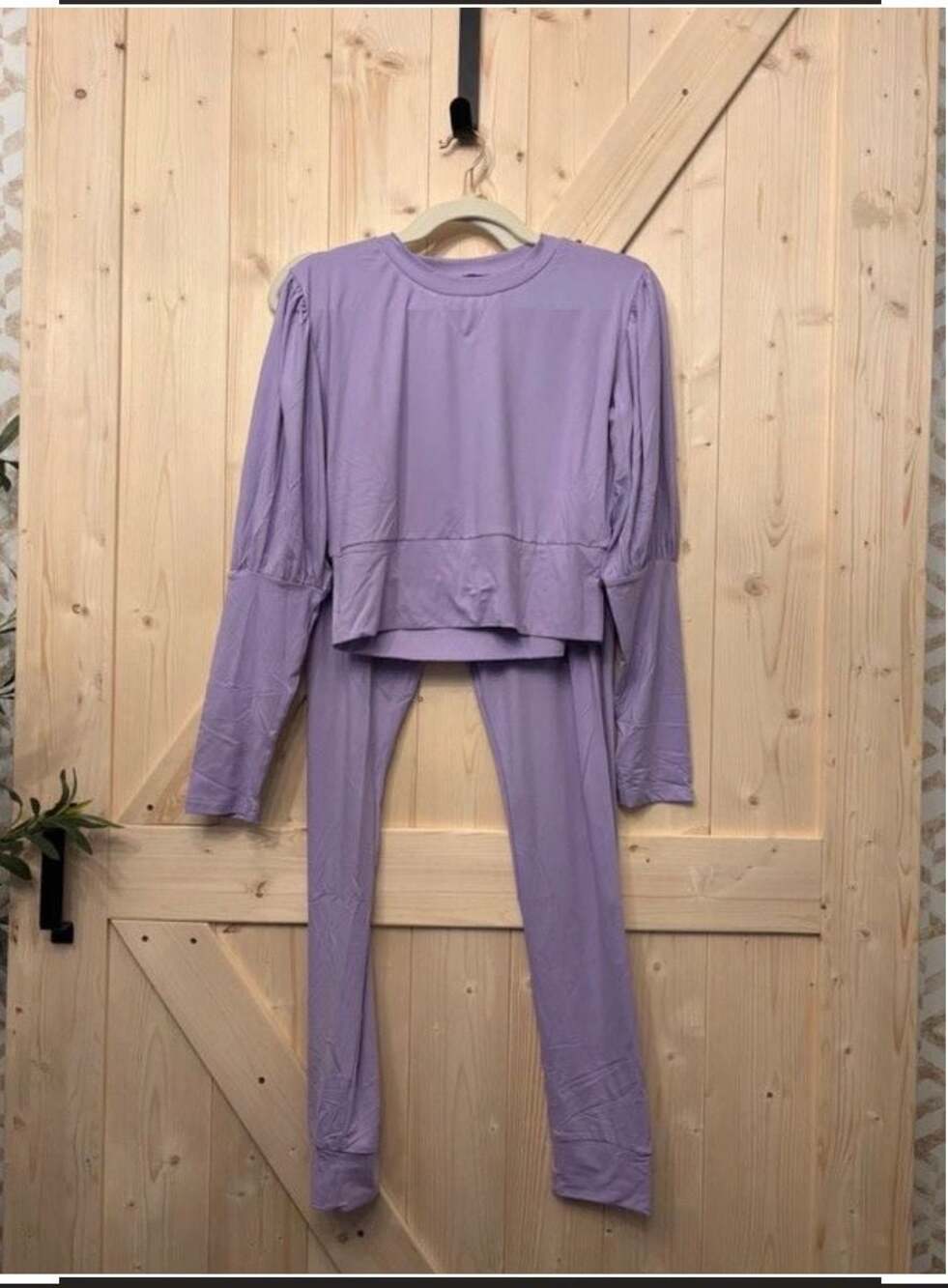 Women's 2-Piece Long Sleeve Puff Shoulder Top and Legging Lounge Set  size XL